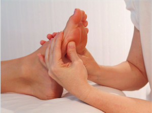 Foot Massage During Pregnancy: Safety, Benefits, Risks, and Tips